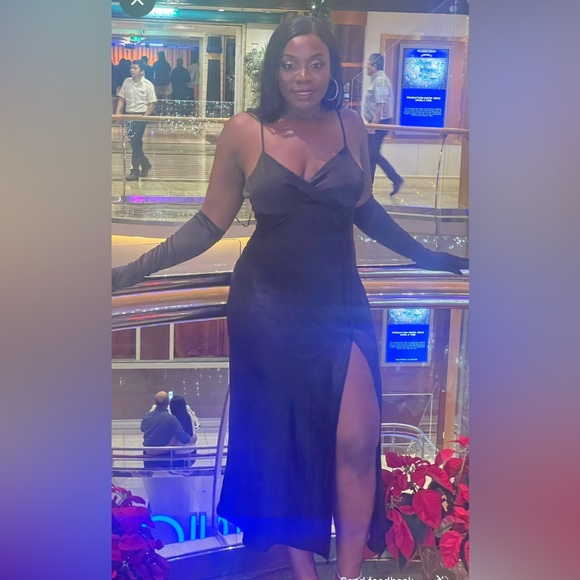 Black Satin Dress Size L - Picture 3 of 6